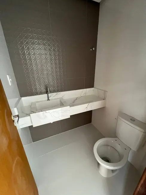 Foto 4 de Casa com 3 quartos à venda, 220m2 em Sim, Feira De Santana - BA