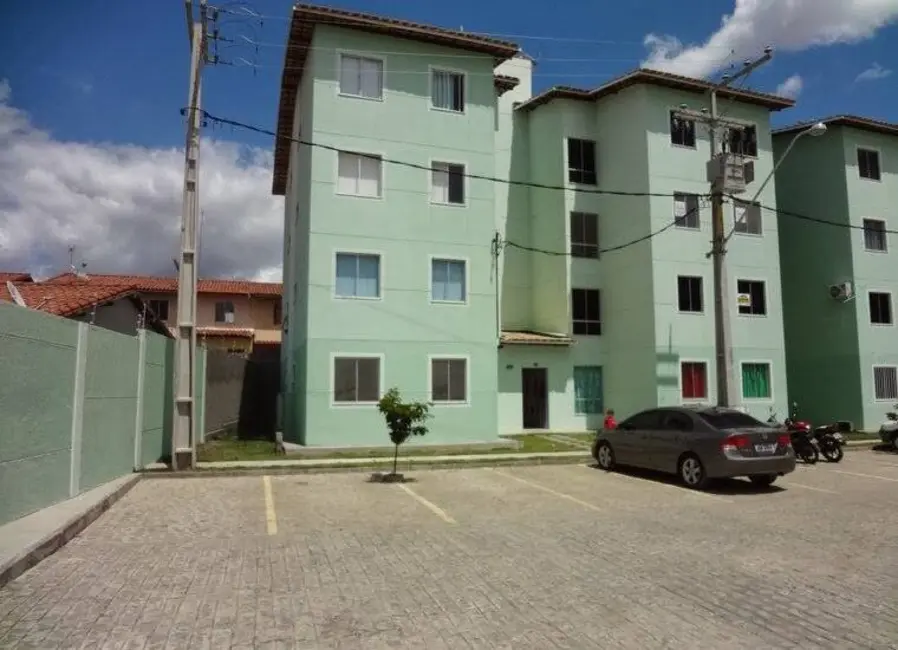 Foto 1 de Apartamento com 2 quartos à venda em Conceição, Feira De Santana - BA