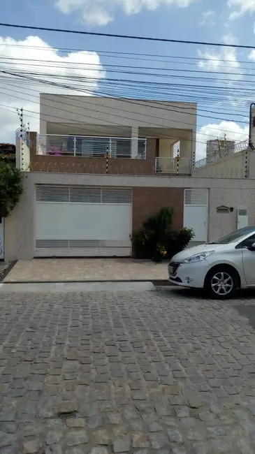 Foto 1 de Casa com 4 quartos à venda, 180m2 em Brasília, Feira De Santana - BA