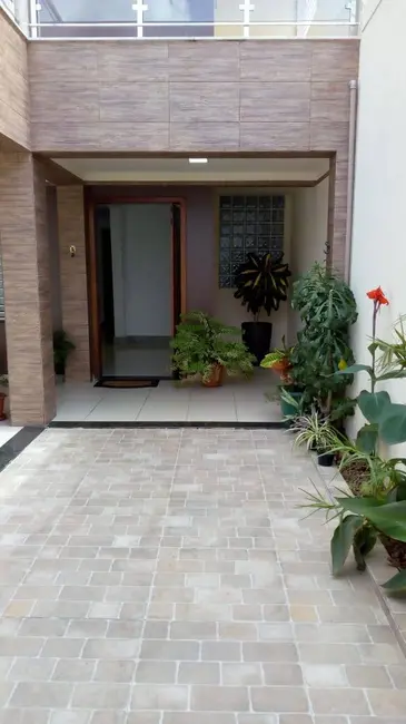 Foto 3 de Casa com 4 quartos à venda, 180m2 em Brasília, Feira De Santana - BA