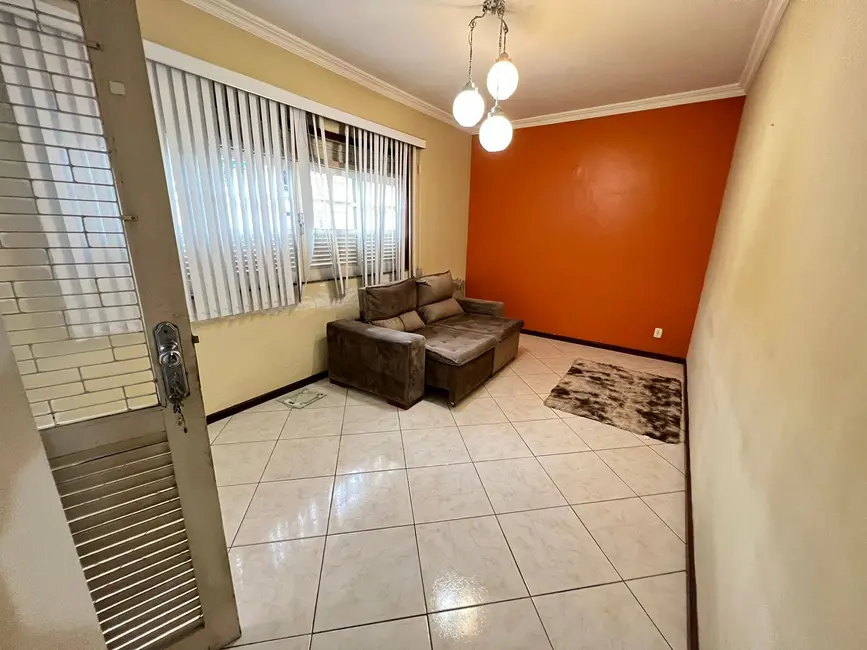 Foto 4 de Casa com 5 quartos à venda, 200m2 em Ponto Central, Feira De Santana - BA