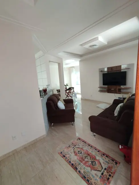 Foto 4 de Casa com 2 quartos à venda, 110m2 em Mangabeira, Feira De Santana - BA