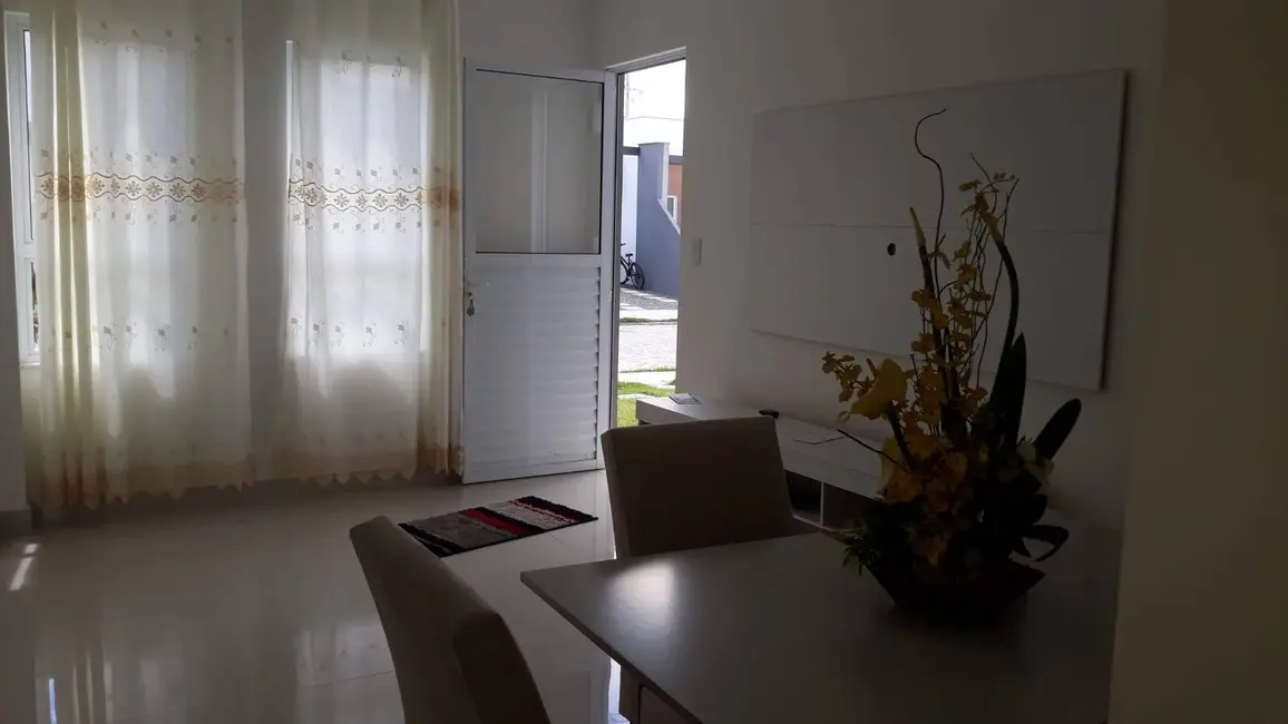 Foto 2 de Casa com 3 quartos à venda, 66m2 em Registro, Feira De Santana - BA