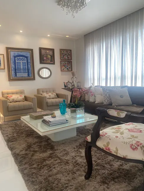 Foto 1 de Apartamento com 3 quartos à venda, 175m2 em Santa Mônica, Feira De Santana - BA