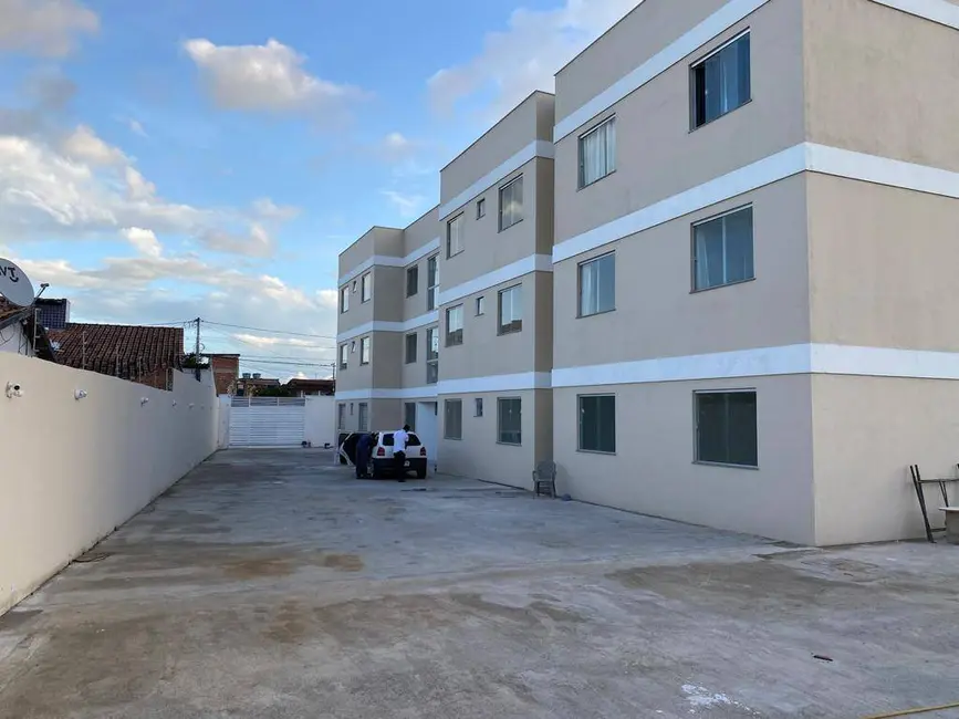 Foto 2 de Apartamento com 2 quartos para alugar em Campo Limpo, Feira De Santana - BA