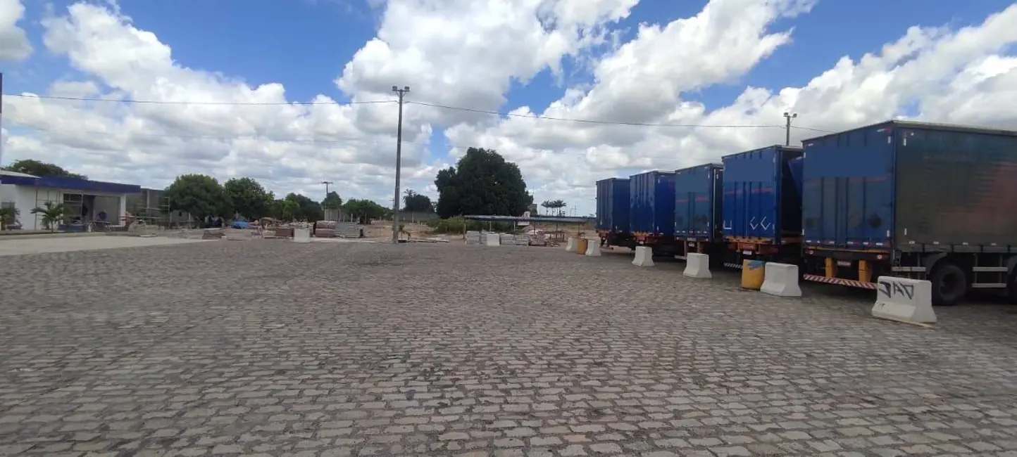 Armazém / Galpão à venda e para alugar, 1000m2 em Feira De Santana - BA - imagem 4 Foto 4 de Armazém / Galpão à venda e para alugar, 1000m2 em Feira De Santana - BA