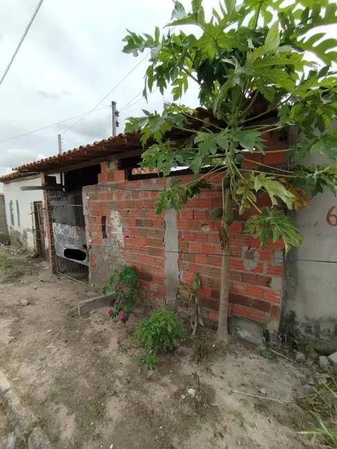 Foto 1 de Casa com 2 quartos à venda, 50m2 em Santa Mônica, Feira De Santana - BA