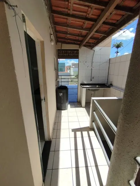 Casa com 3 quartos para alugar em Sim, Feira De Santana - BA - imagem 7 Foto 7 de Casa com 3 quartos para alugar em Sim, Feira De Santana - BA