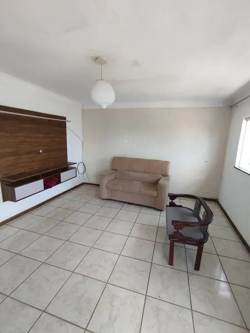 Foto 2 de Casa com 3 quartos para alugar em Sim, Feira De Santana - BA