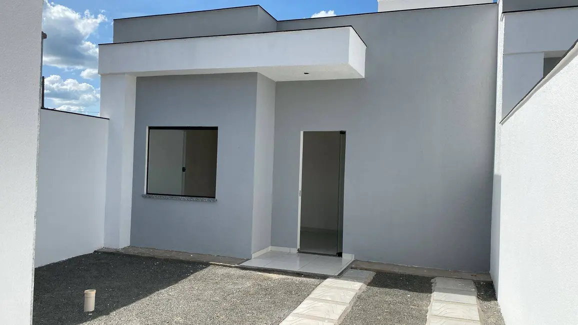 Foto 2 de Casa com 2 quartos à venda, 125m2 em Asa Branca, Feira De Santana - BA