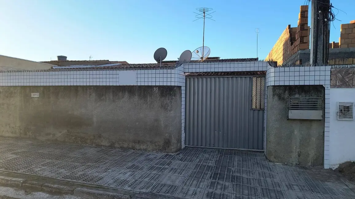 Foto 1 de Casa com 6 quartos à venda, 264m2 em Parque Ipê, Feira De Santana - BA