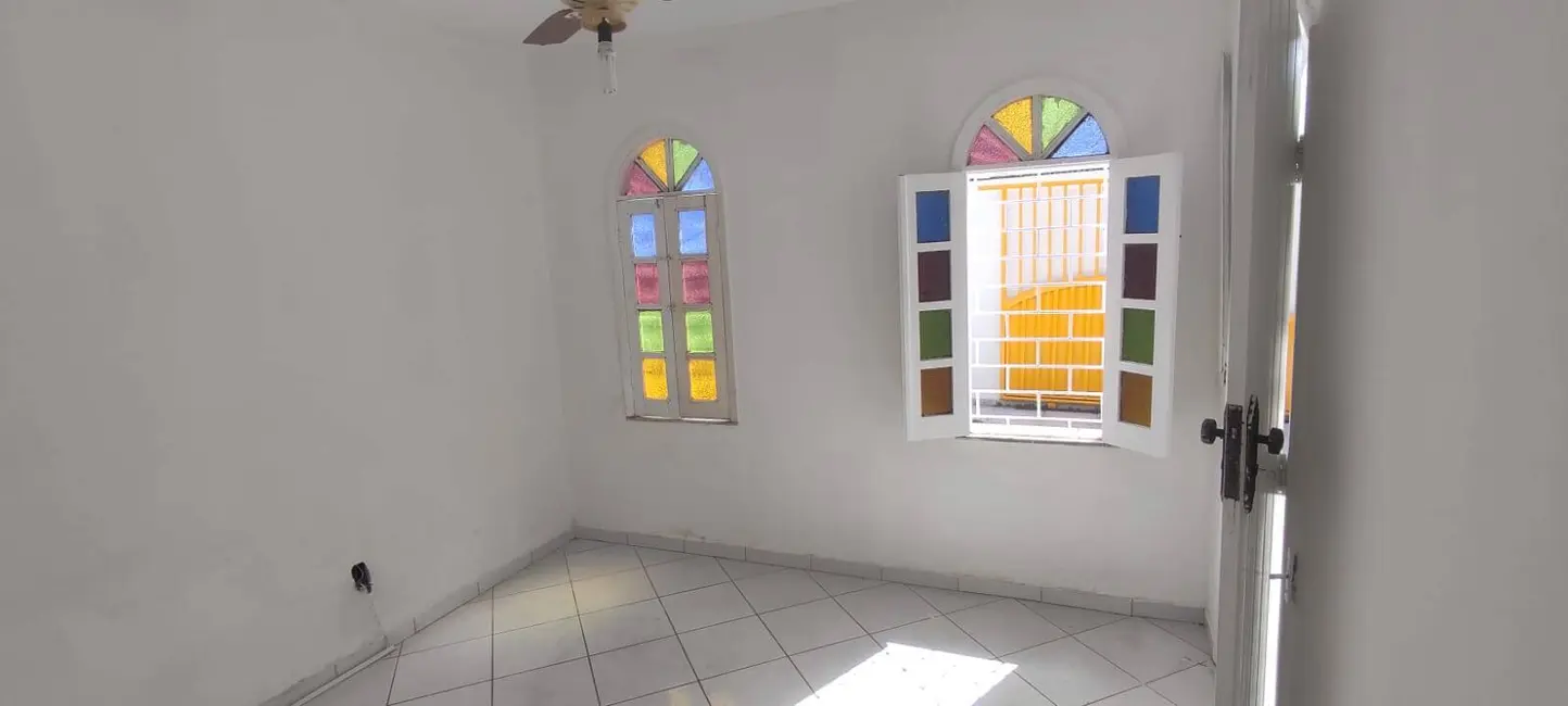 Foto 4 de Casa de Condomínio com 3 quartos à venda em Capuchinhos, Feira De Santana - BA