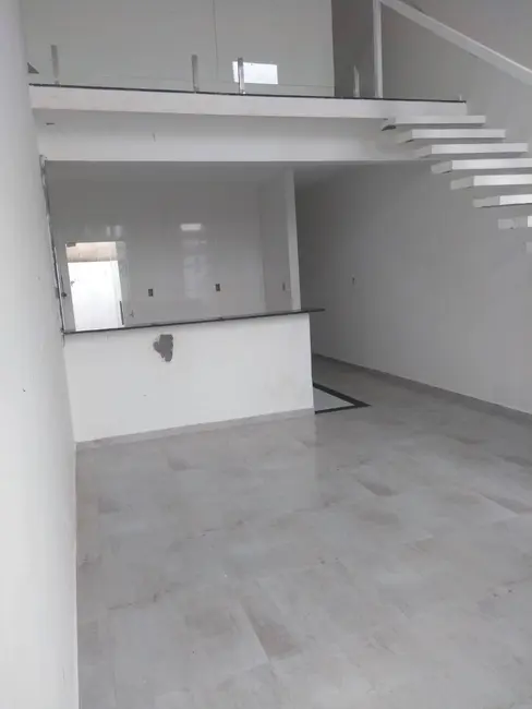 Foto 3 de Casa com 3 quartos à venda, 131m2 em Mangabeira, Feira De Santana - BA