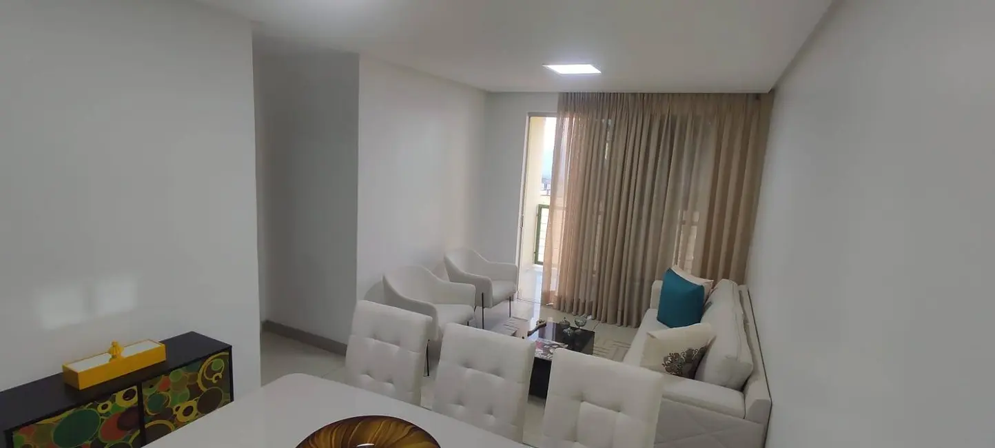 Foto 1 de Apartamento com 3 quartos à venda em Capuchinhos, Feira De Santana - BA