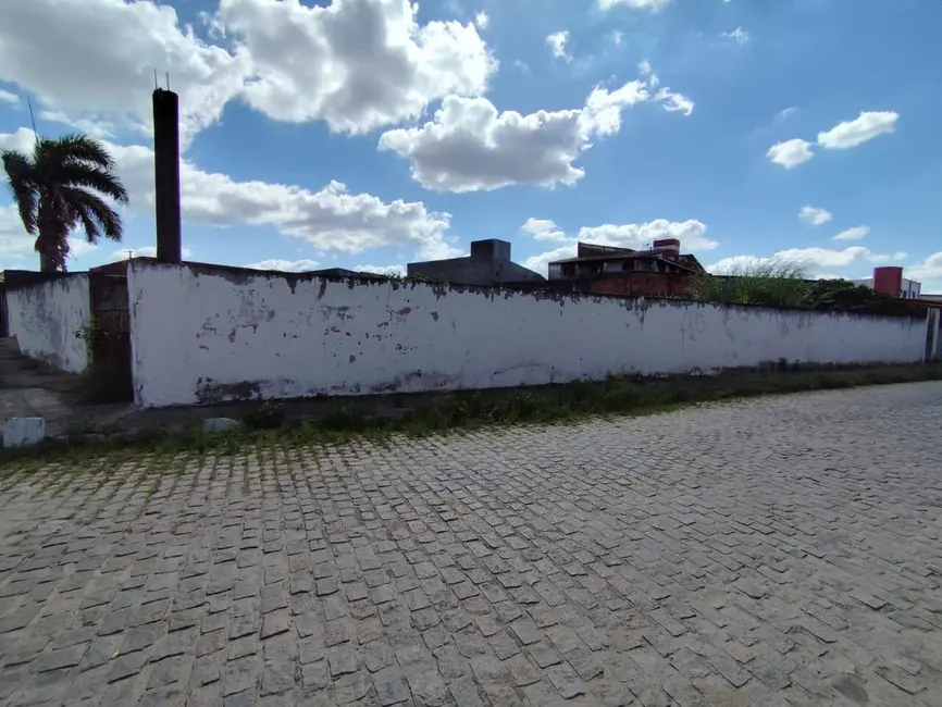 Foto 4 de Terreno / Lote à venda, 530m2 em Conceição, Feira De Santana - BA