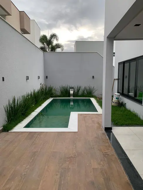 Casa de Condomínio com 4 quartos para alugar em Papagaio, Feira De Santana - BA - imagem 7 Foto 7 de Casa de Condomínio com 4 quartos para alugar em Papagaio, Feira De Santana - BA