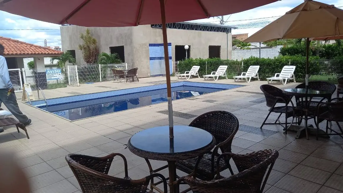 Foto 2 de Apartamento com 3 quartos para alugar em Mangabeira, Feira De Santana - BA