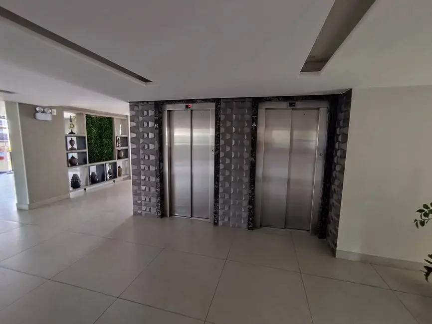 Apartamento com 3 quartos à venda em Ponto Central, Feira De Santana - BA - imagem 9 Foto 9 de Apartamento com 3 quartos à venda em Ponto Central, Feira De Santana - BA