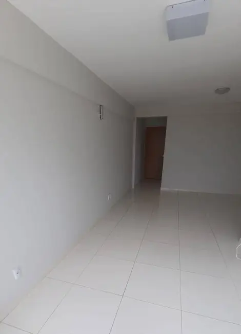 Foto 3 de Apartamento com 3 quartos à venda em Santa Mônica, Feira De Santana - BA