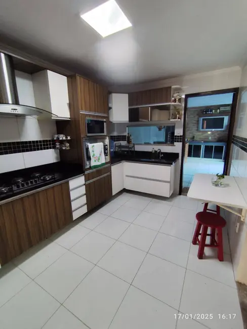 Foto 5 de Casa de Condomínio com 3 quartos à venda, 167m2 em Santa Mônica, Feira De Santana - BA