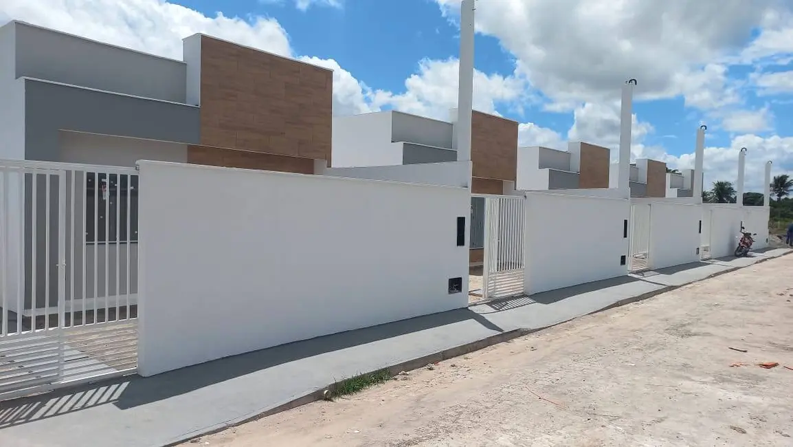 Foto 1 de Casa com 2 quartos à venda, 125m2 em Tomba, Feira De Santana - BA