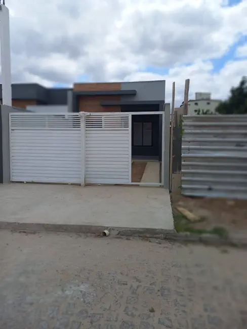 Foto 2 de Casa com 2 quartos à venda, 125m2 em Mangabeira, Feira De Santana - BA