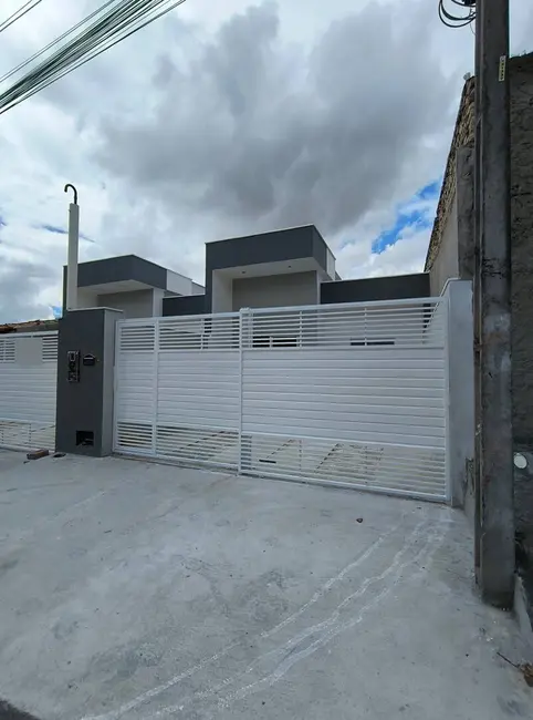 Foto 1 de Casa com 2 quartos à venda em Mangabeira, Feira De Santana - BA