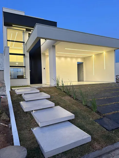 Foto 2 de Casa com 3 quartos à venda, 200m2 em Sim, Feira De Santana - BA