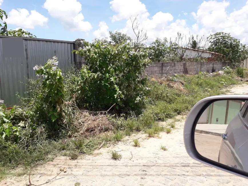 Foto 1 de Terreno / Lote à venda, 680m2 em Sim, Feira De Santana - BA