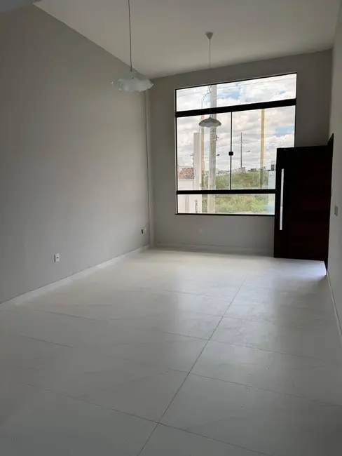 Foto 3 de Casa com 3 quartos à venda, 200m2 em Calumbi, Feira De Santana - BA