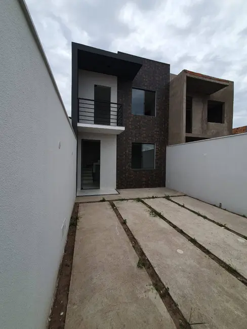 Foto 2 de Casa com 2 quartos à venda, 125m2 em Mangabeira, Feira De Santana - BA