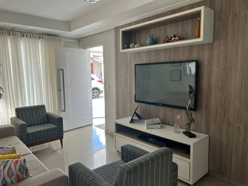 Casa de Condomínio com 3 quartos à venda em Conceição, Feira De Santana - BA - imagem 4 Foto 4 de Casa de Condomínio com 3 quartos à venda em Conceição, Feira De Santana - BA