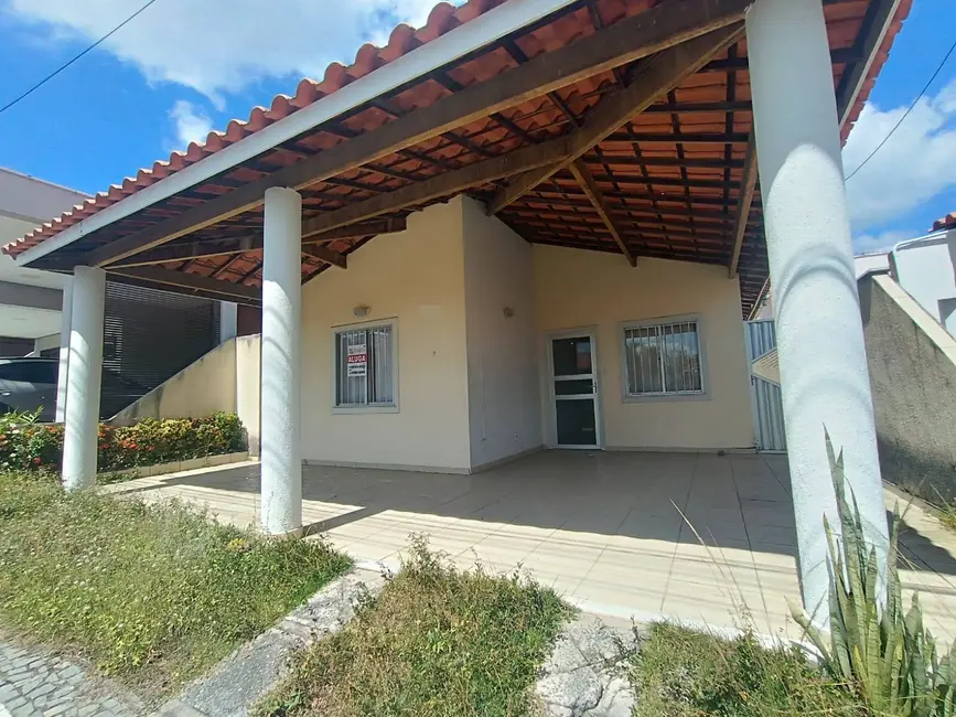 Casa de Condomínio com 3 quartos para alugar em Pedra do Descanso, Feira De Santana - BA - imagem 1 Foto 1 de Casa de Condomínio com 3 quartos para alugar em Pedra do Descanso, Feira De Santana - BA