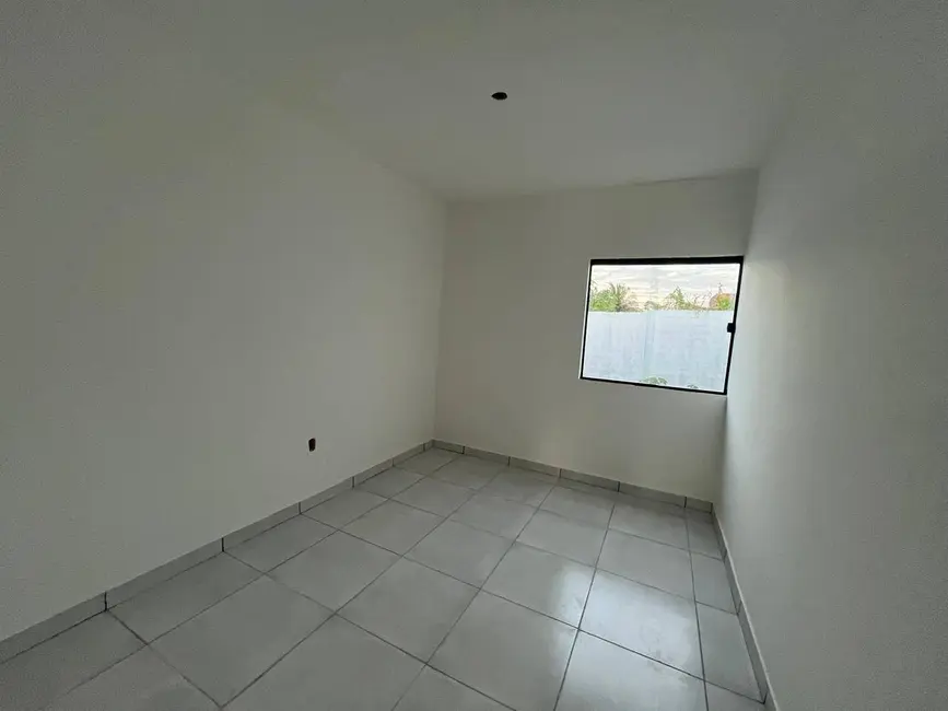 Foto 4 de Casa com 2 quartos à venda, 125m2 em Mangabeira, Feira De Santana - BA