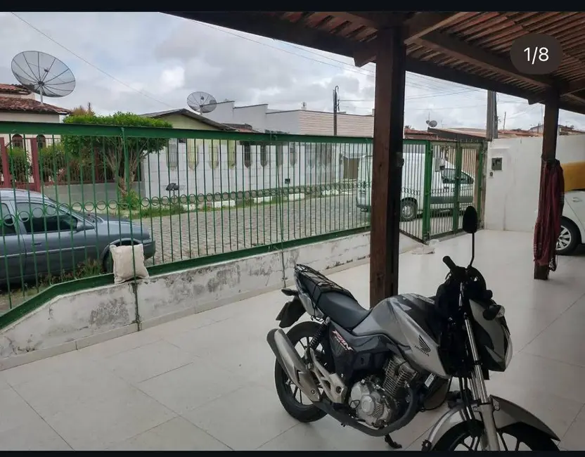 Foto 2 de Casa com 4 quartos à venda, 300m2 em Campo Limpo, Feira De Santana - BA