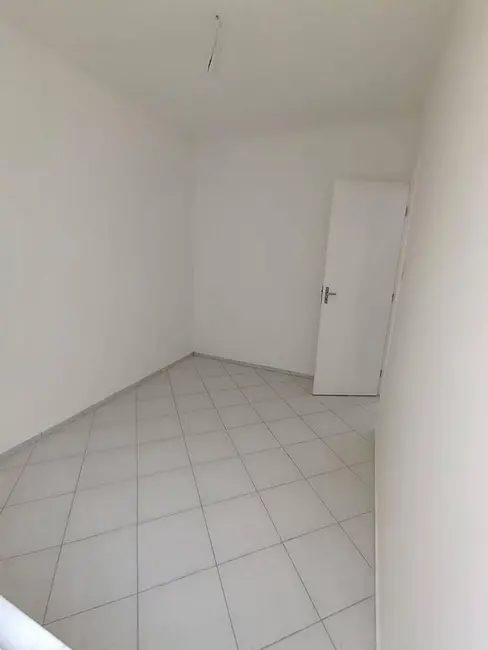 Foto 3 de Casa de Condomínio com 2 quartos à venda, 46m2 em Papagaio, Feira De Santana - BA