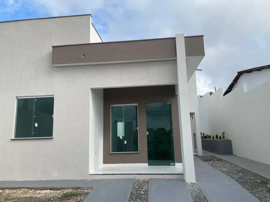 Foto 2 de Casa com 2 quartos à venda, 178m2 em Gabriela, Feira De Santana - BA