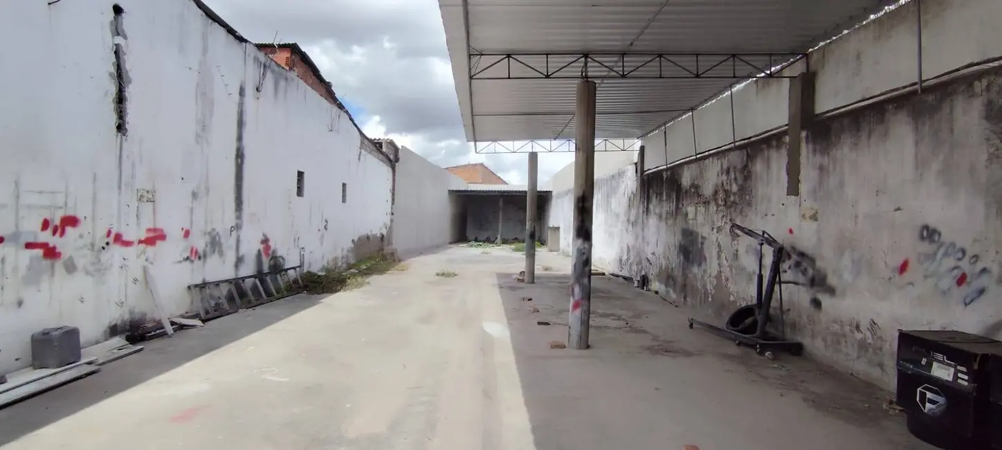 Armazém / Galpão à venda e para alugar, 480m2 em Sobradinho, Feira De Santana - BA - imagem 1 Foto 1 de Armazém / Galpão à venda e para alugar, 480m2 em Sobradinho, Feira De Santana - BA