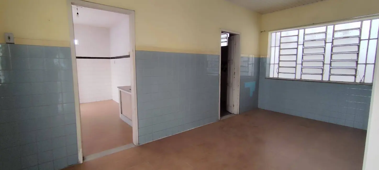 Casa com 3 quartos à venda, 493m2 em Sobradinho, Feira De Santana - BA - imagem 6 Foto 6 de Casa com 3 quartos à venda, 493m2 em Sobradinho, Feira De Santana - BA