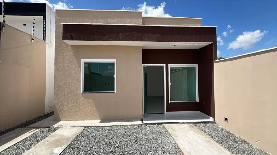 Foto 1 de Casa com 2 quartos à venda, 202m2 em Gabriela, Feira De Santana - BA