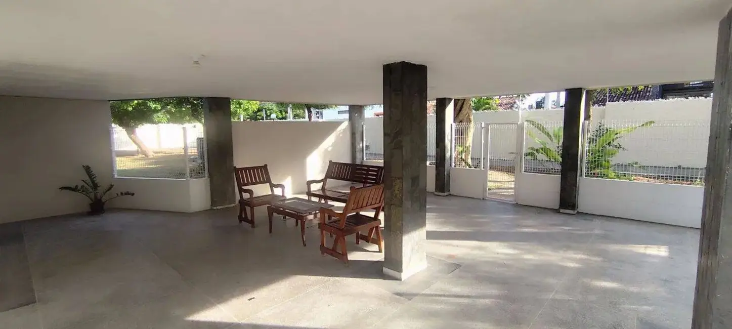 Apartamento com 4 quartos à venda, 85m2 em São João, Feira De Santana - BA - imagem 8 Foto 8 de Apartamento com 4 quartos à venda, 85m2 em São João, Feira De Santana - BA