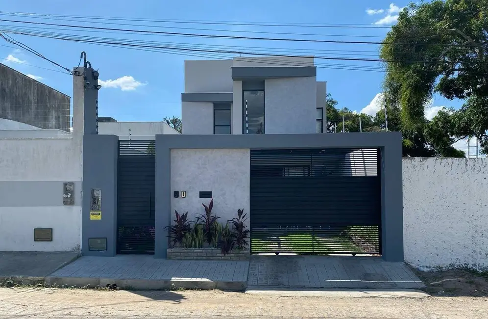 Foto 1 de Casa com 3 quartos à venda, 174m2 em Brasília, Feira De Santana - BA