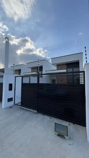 Foto 1 de Casa com 3 quartos à venda, 150m2 em Mangabeira, Feira De Santana - BA