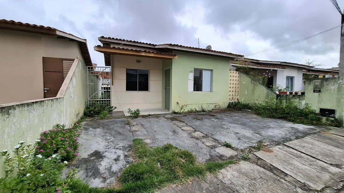 Foto 2 de Casa de Condomínio com 2 quartos à venda em Papagaio, Feira De Santana - BA