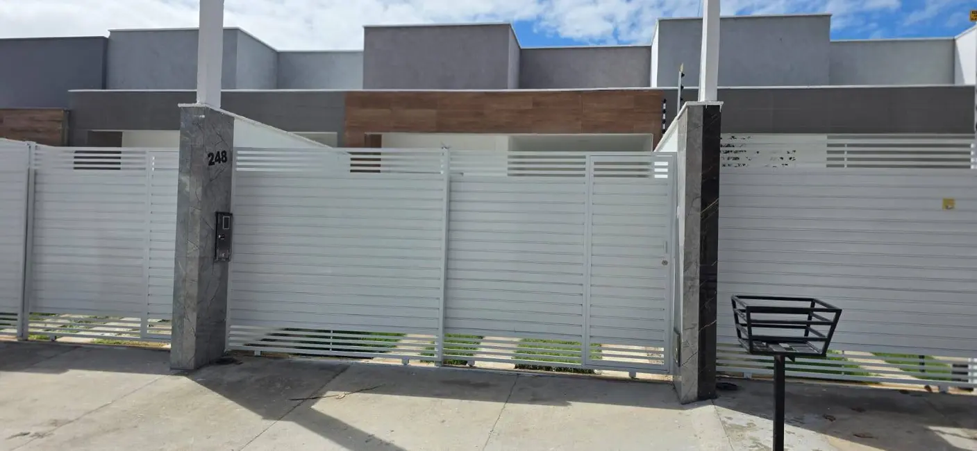 Foto 1 de Casa com 2 quartos à venda em Papagaio, Feira De Santana - BA