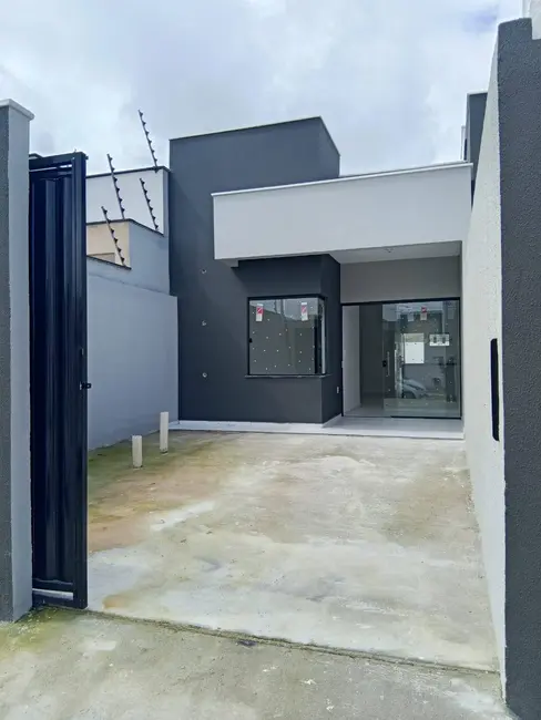 Foto 1 de Casa com 2 quartos à venda, 125m2 em Conceição, Feira De Santana - BA