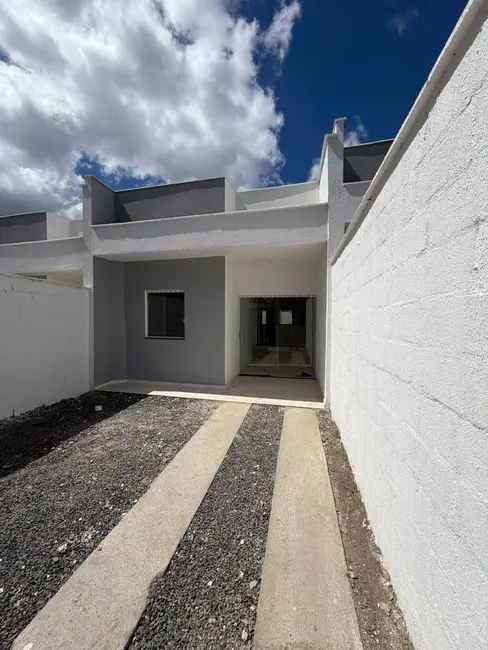 Casa com 2 quartos à venda, 125m2 em Mangabeira, Feira De Santana - BA - imagem 1 Foto 1 de Casa com 2 quartos à venda, 125m2 em Mangabeira, Feira De Santana - BA