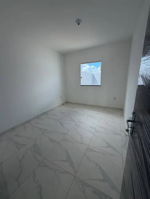 Casa com 2 quartos à venda, 125m2 em Mangabeira, Feira De Santana - BA - imagem 5 Foto 5 de Casa com 2 quartos à venda, 125m2 em Mangabeira, Feira De Santana - BA