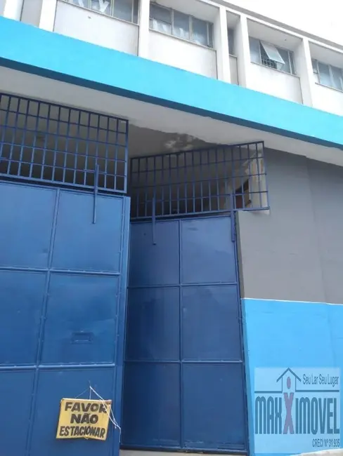 Foto 3 de Armazém / Galpão à venda, 2500m2 em Ramos, Rio De Janeiro - RJ