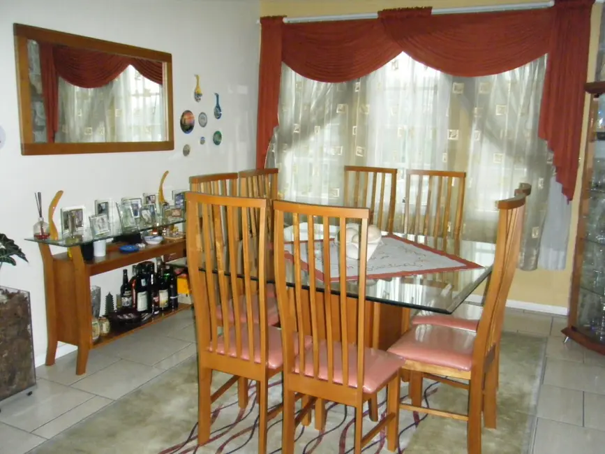 Foto 2 de Casa de Condomínio com 3 quartos à venda, 320m2 em Tarumã, Santana De Parnaiba - SP